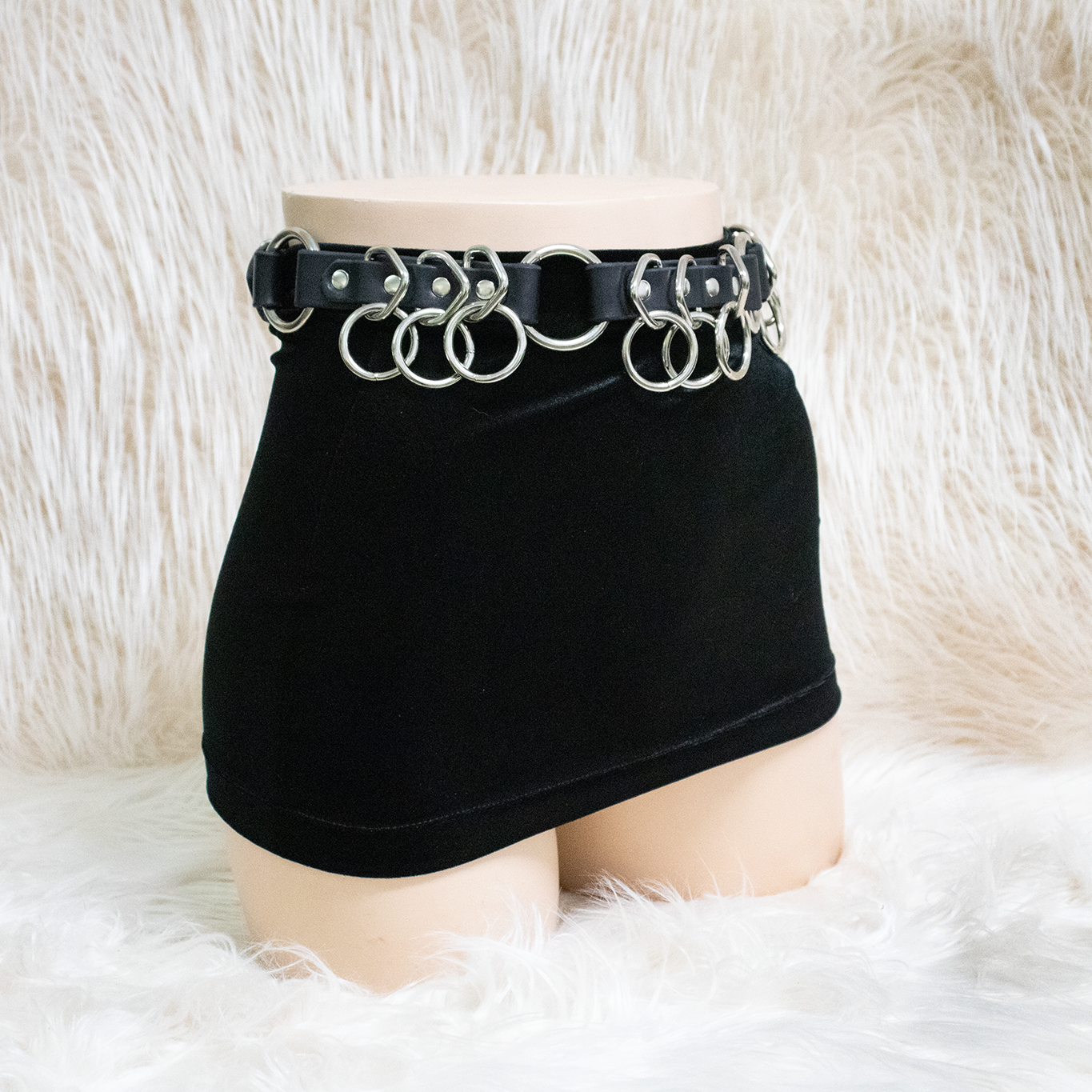 TRIPLE BONDAGE NO CHAIN BELT